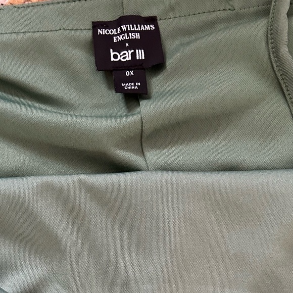 Nicole Williams English + Bar III green strapless boho halter maxi dress. 0X - Picture 6 of 6